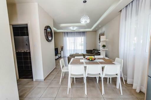 פרוטאראס Timotheos Villa מראה חיצוני תמונה