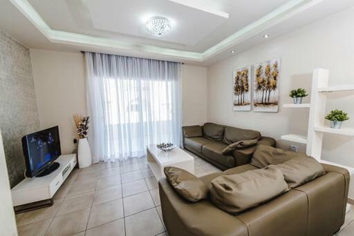 פרוטאראס Timotheos Villa מראה חיצוני תמונה